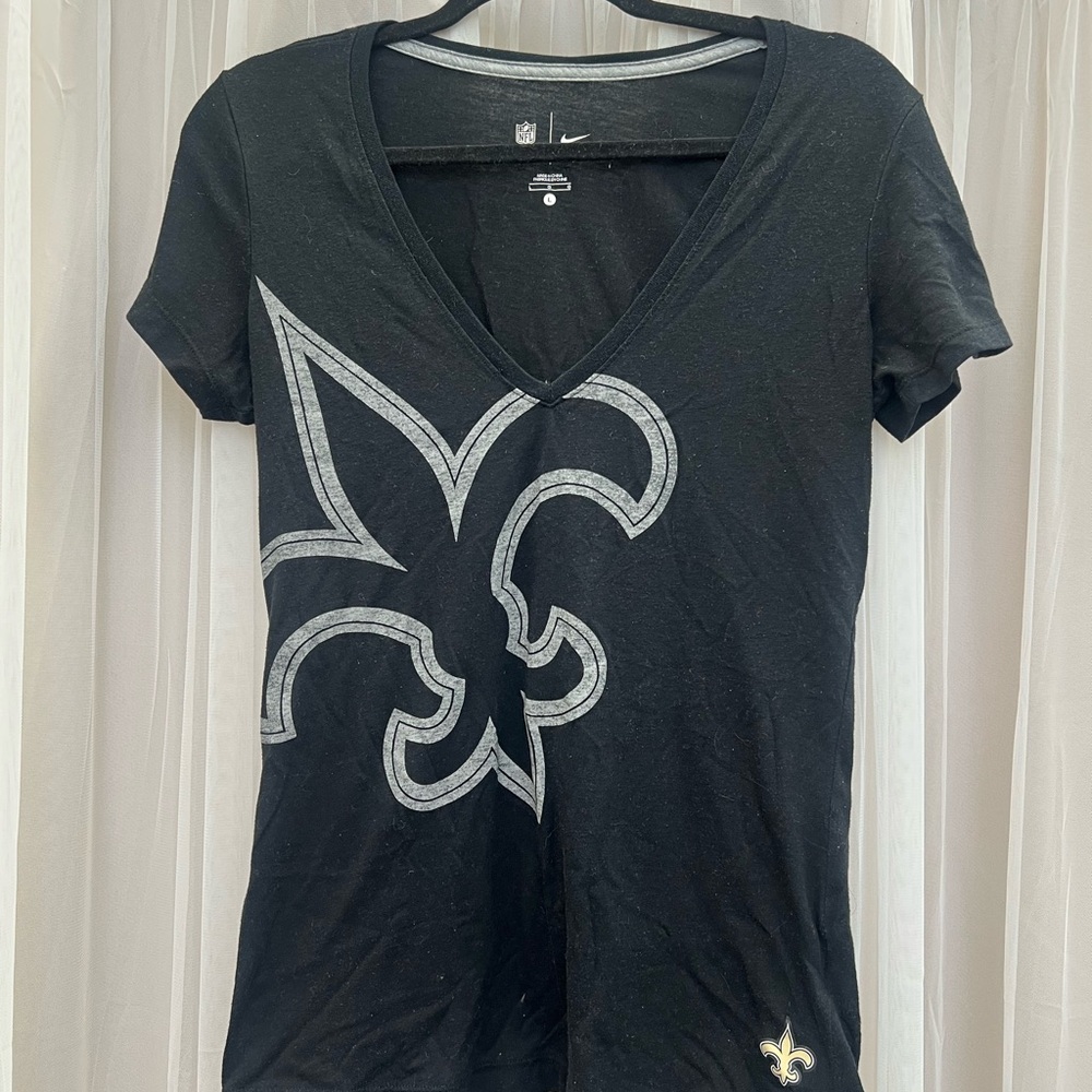 Women's Black NFL Saints V-Neck Tee